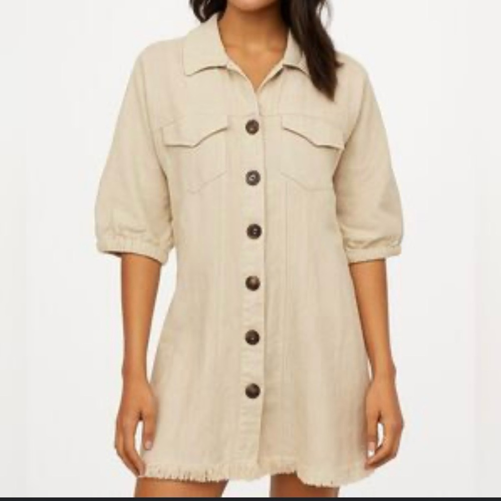 Divine Heritage Light Denim  Shirt Dress Sz S Cream color